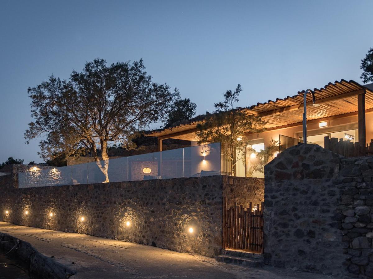 Isla Beach House, A Timeless Retreat, By Thinkvilla ダンノニ エクステリア 写真